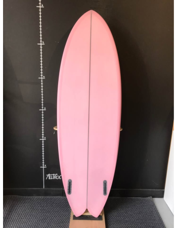 Honoré  5’10"