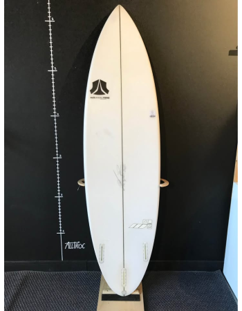 Alessandro Pierre  Pb carve...