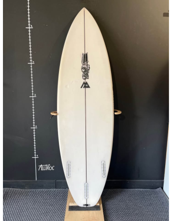 JS Monsta 10 5’7"