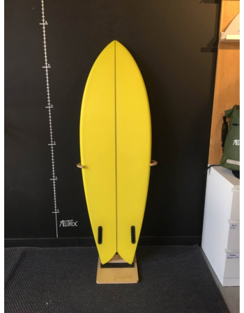 Nobrand  Fish Twin 5’8"