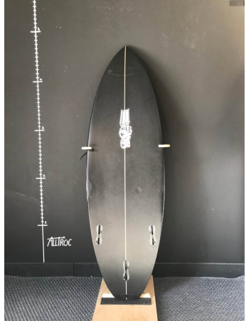 Js Xero Gravity 4’9"