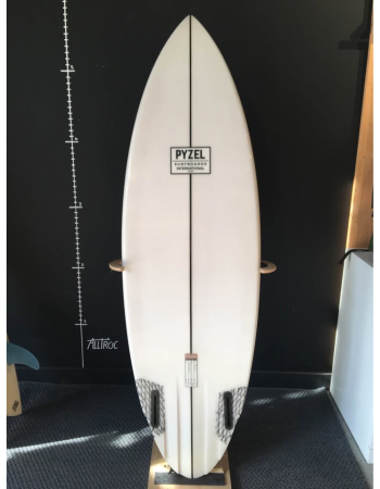 Pyzel Wildcat 5’8"
