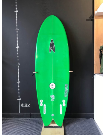 Robert Bro Fish 5’10"