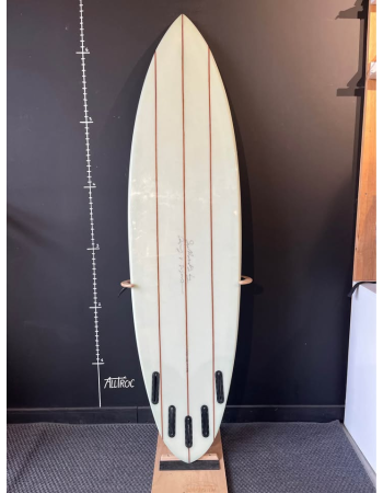 Guy surfboard 6’8"