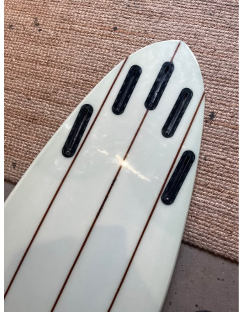 Guy surfboard 6’8"