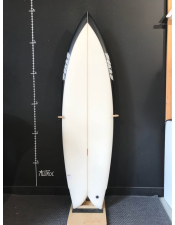 Pukas   5’8"