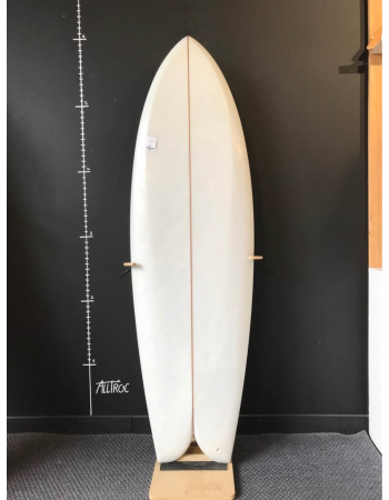 Otio 5’10"