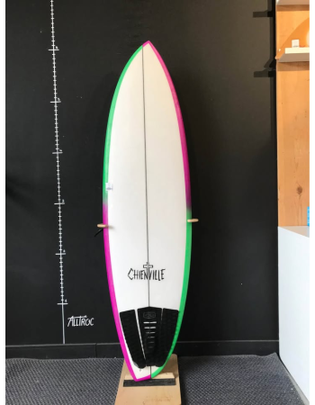 Chienville  Tona 5’10"