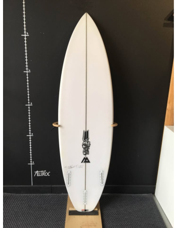 Js  Monsta 10  5’9"