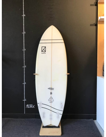 Kanoa  Fish and chixx  5’6"