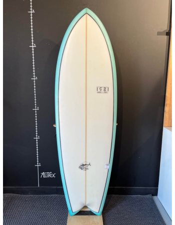 1981 surf art  5’9"