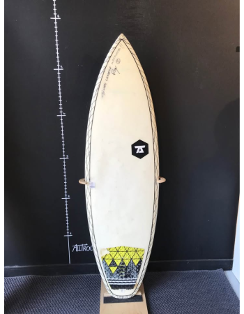 7 Surfboards  Saltshaker 5’8"