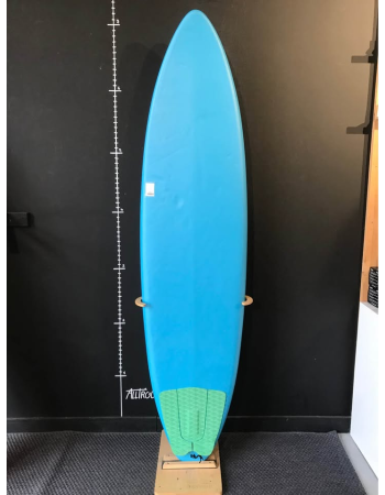 No Brand  6’10"