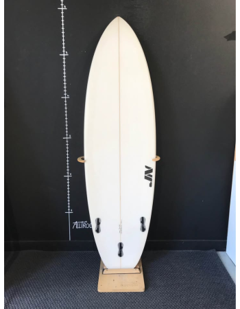 JN Surfboard  5’11"