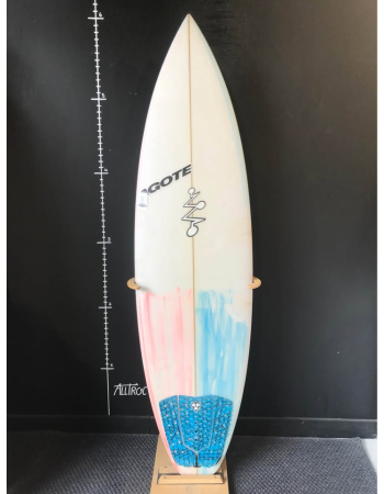 Agote  5’10"