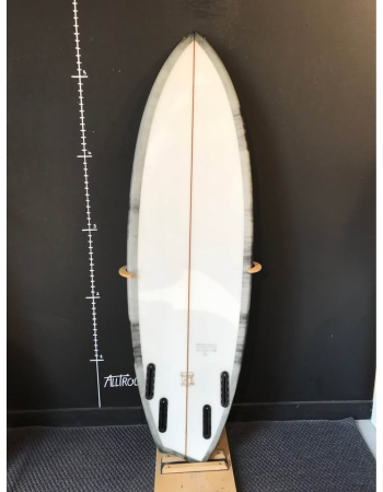 Primitive  5’8"