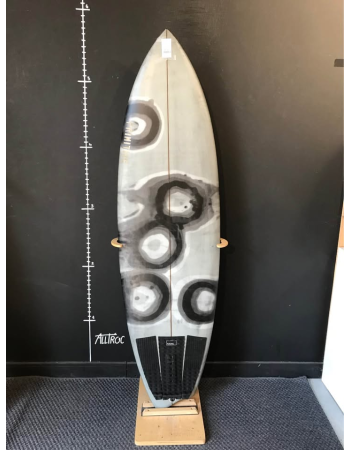Primitive  5’8"