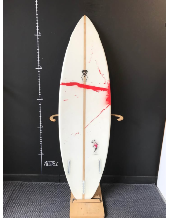 Gaia  The Hammerhead  5’10"