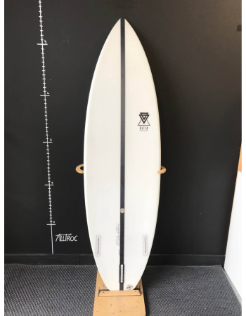 Gaia  The Hammerhead  5’8"