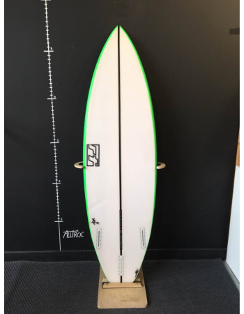 RT The Witch  5’8"