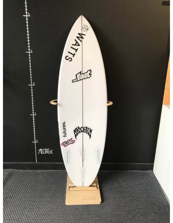 Lost  Mayhem  5’2"