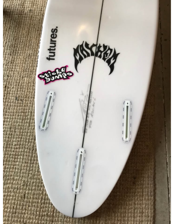 Lost  Mayhem  5’2"