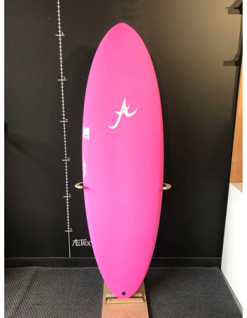 Aloha  Skegg 6’2"