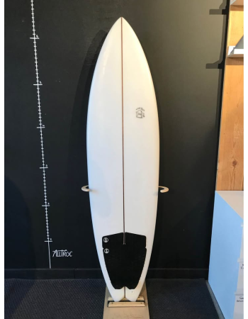 Surfin Estate x Pentagram...