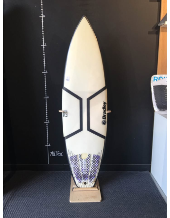Bradley  5’9"