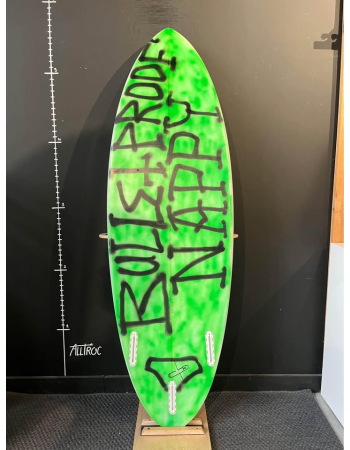 Ozzy W  Zombie série  5’7"