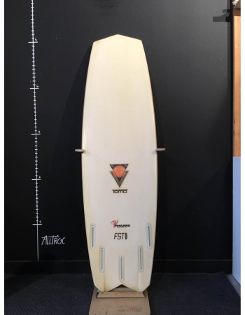 Tomo 5’3"