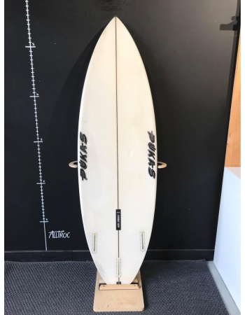 Pukas  Axel Lorentz  5’8"