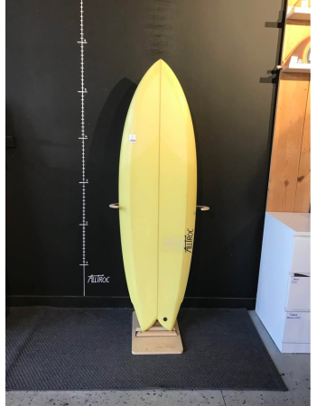 Stoody surfboards  Twin 5’8"