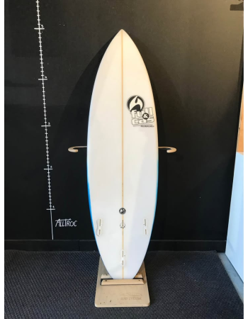 Full&Cas  Vanguard  5’2"