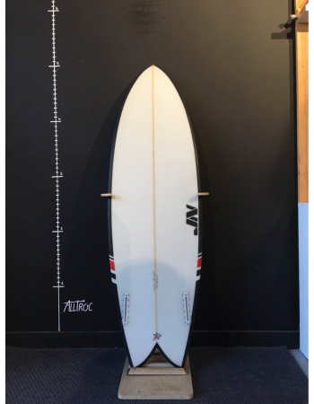 JN 5’1"