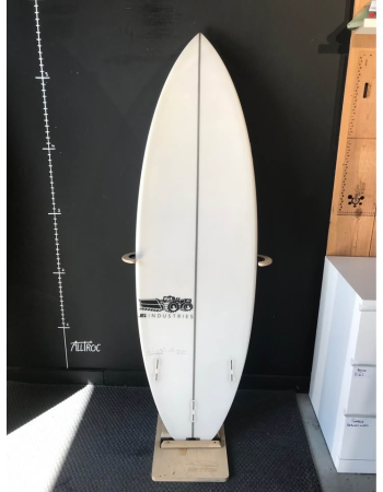 JS Industries  Xero  5’9"