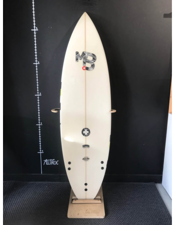 MB  Biskit  5’8"