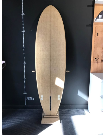 earth  6’8"