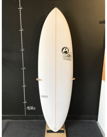Full&Cas  Hecke   6’8"