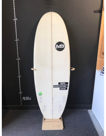 MB  5’6"