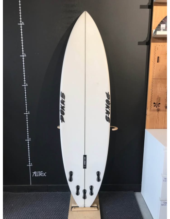 Pukas  Axel Lorentz  6’6"