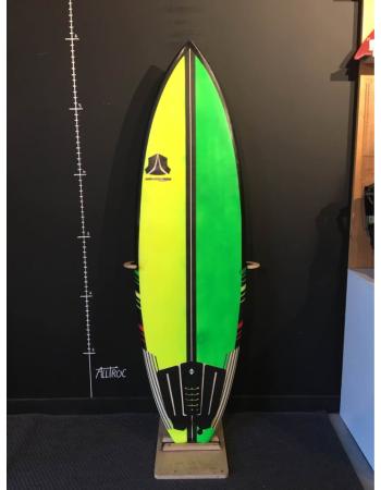 Alessandro Pierre  5’10"