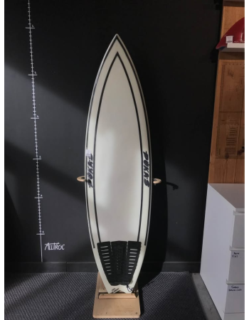 Pukas  Tasty Treat  5’10"