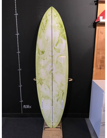 Maga Surfboard  6’7"