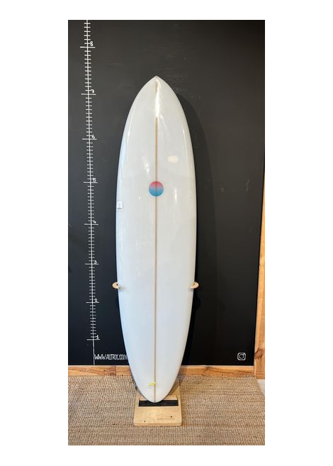Dada surfboard  Mid length  7’2"
